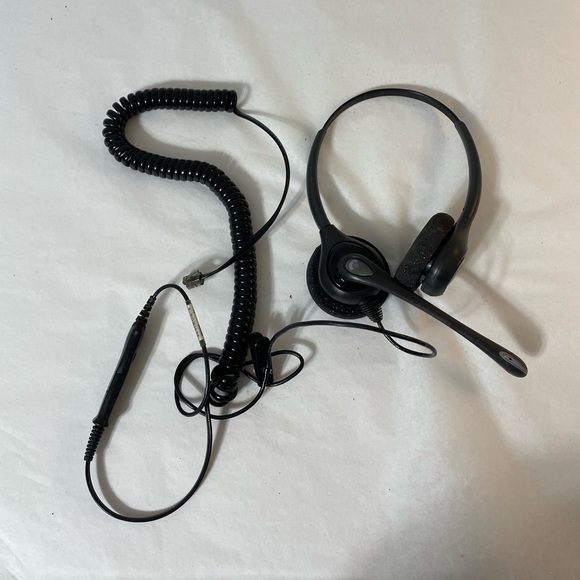 Plantronics two ear headset corded expandable cord - Picture 2 of 6